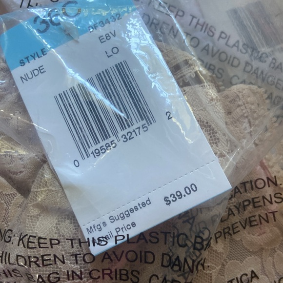 - Bali Women's Lace and Smooth Underwire Bra #3432 Size 36C - Picture 4 of 4